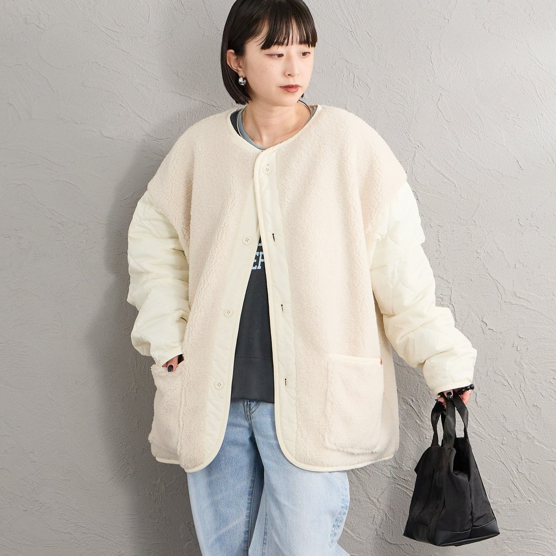 UNIVERSAL OVERALL [ユニバーサルオーバーオール] 別注 ボア切替 キルティングジャケット [U2632451IN-JF] IVORY &&モデル身長：150cm 着用サイズ：F&&