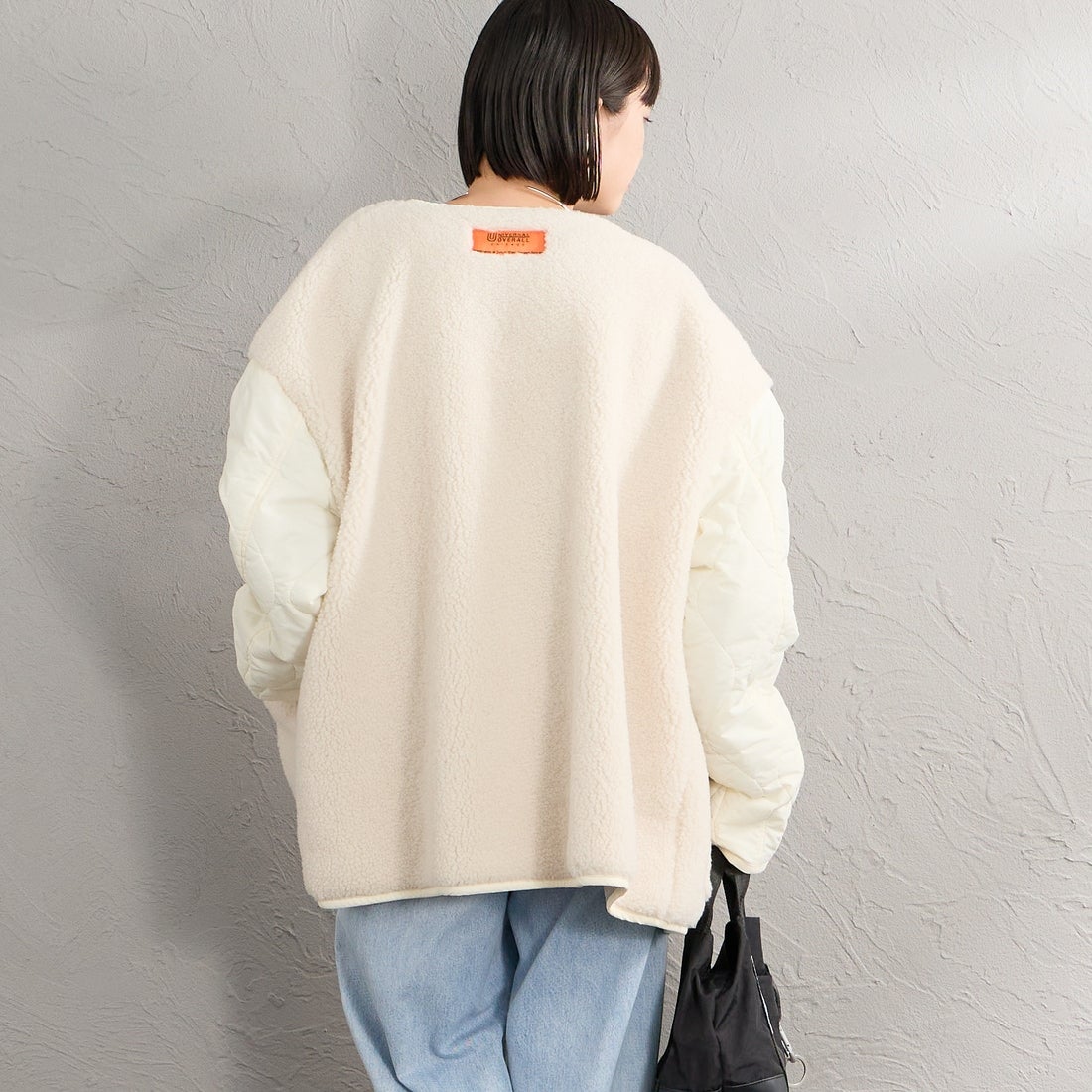 UNIVERSAL OVERALL [ユニバーサルオーバーオール] 別注 ボア切替 キルティングジャケット [U2632451IN-JF] IVORY &&モデル身長：150cm 着用サイズ：F&&