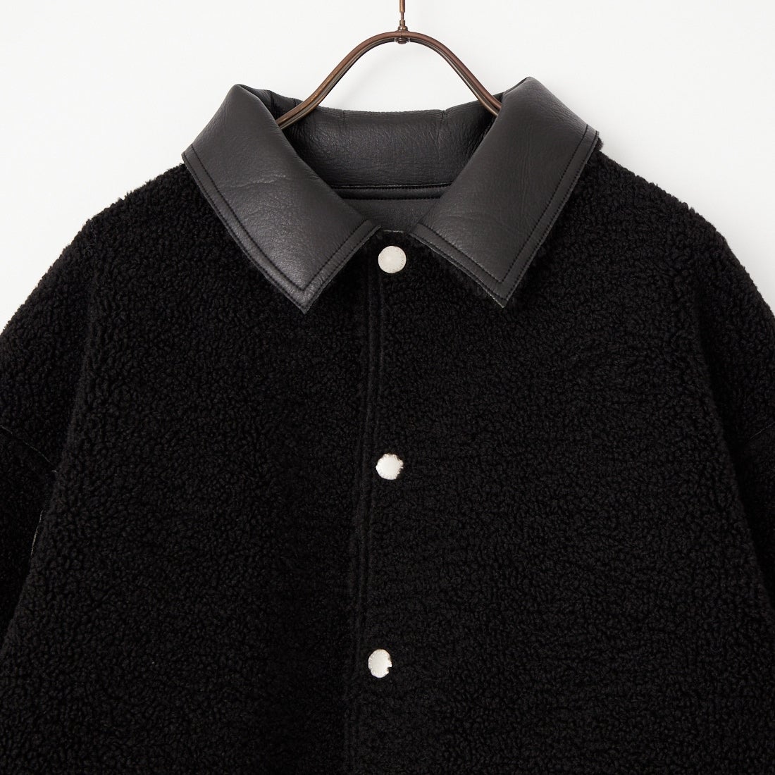 UNIVERSAL OVERALL [ユニバーサルオーバーオール] 別注 リバーシブル フェイクレザー ボアジャケット [U2633413IN-JF] BLACK