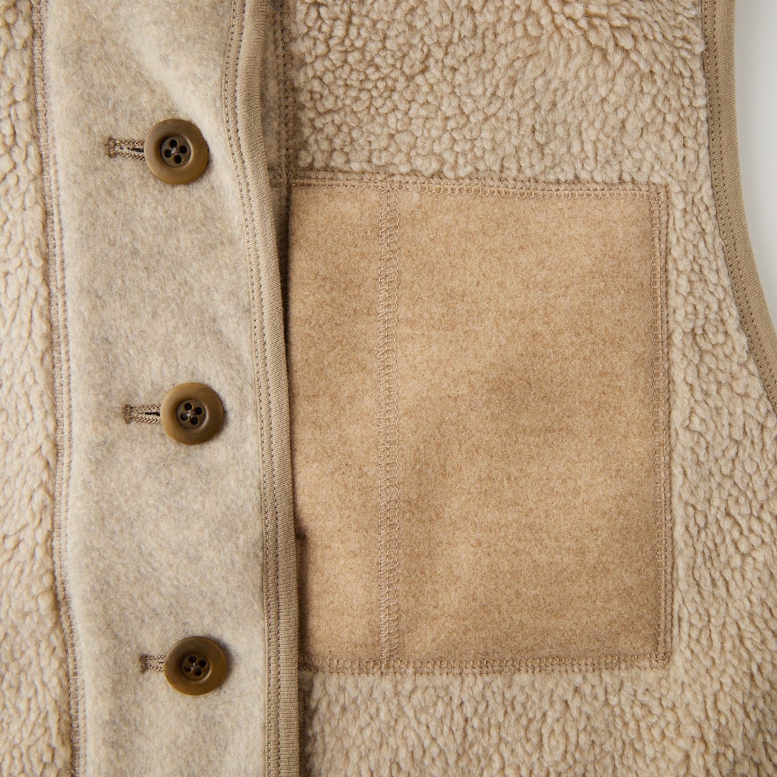 tumugu: [ツムグ] ジェシーボア×フリースベスト [TC26314] 10 BEIGE
