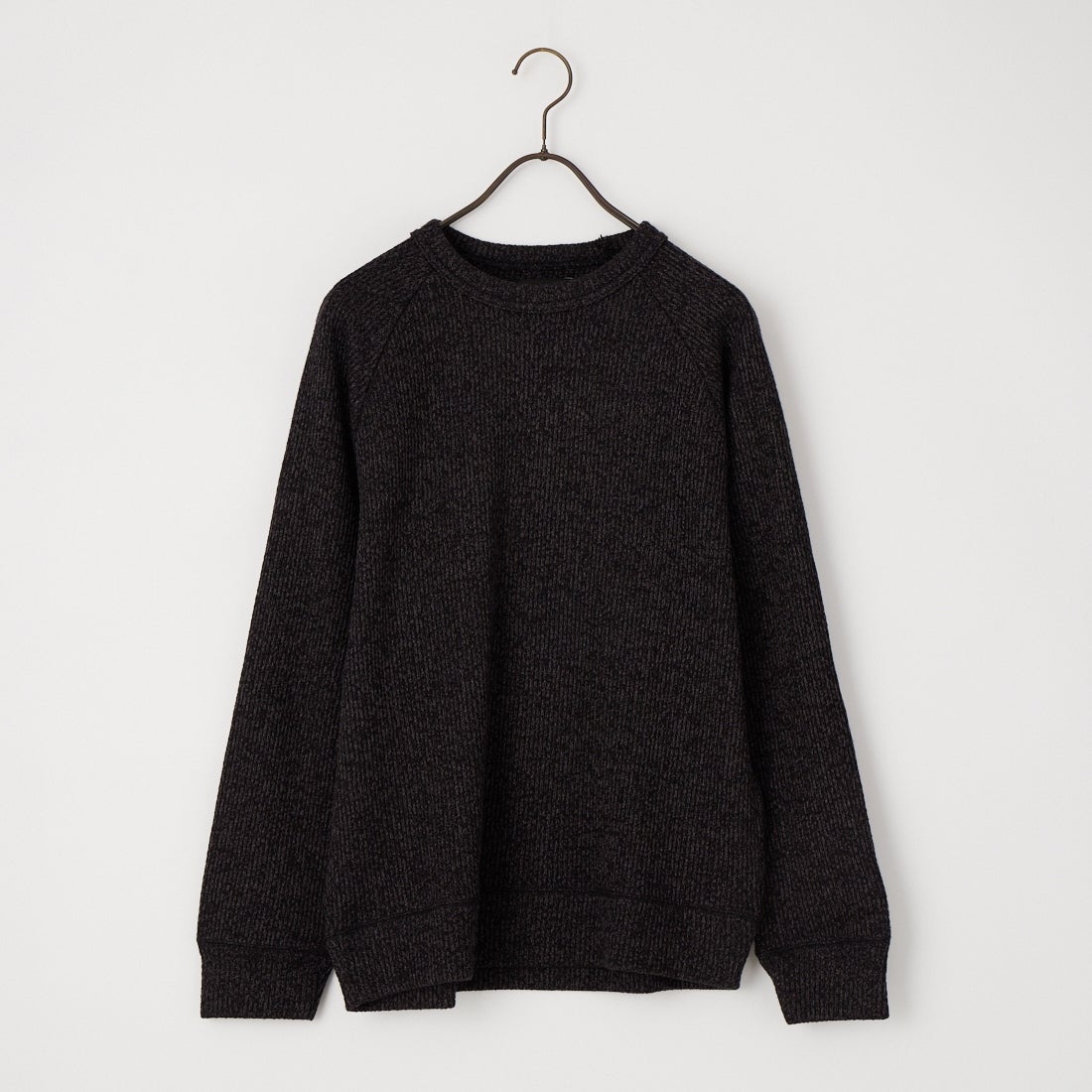 005 BLACK