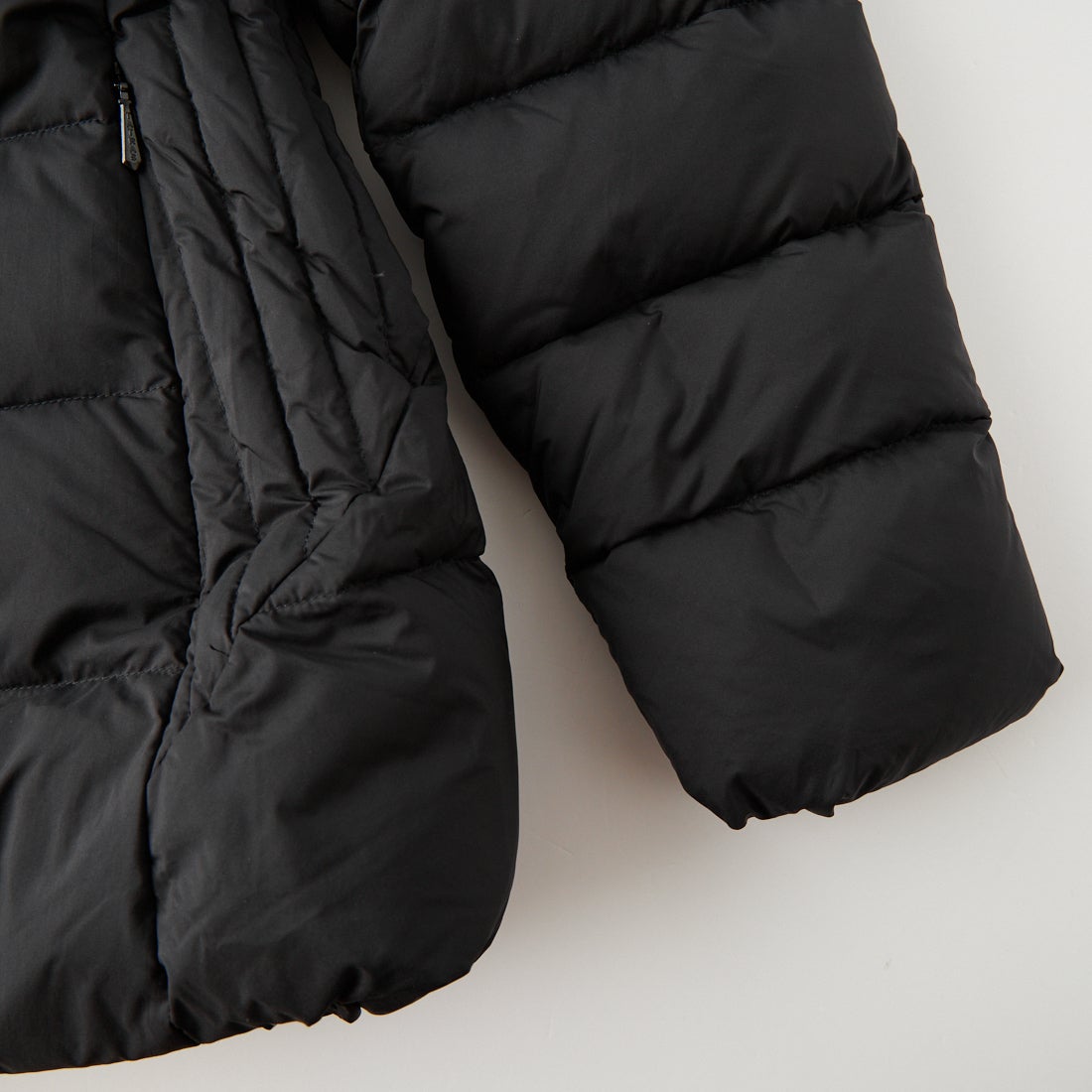 TATRAS [タトラス] OLSAVA/オルサバ ダウンジャケット [LCKA0024013588] BLACK