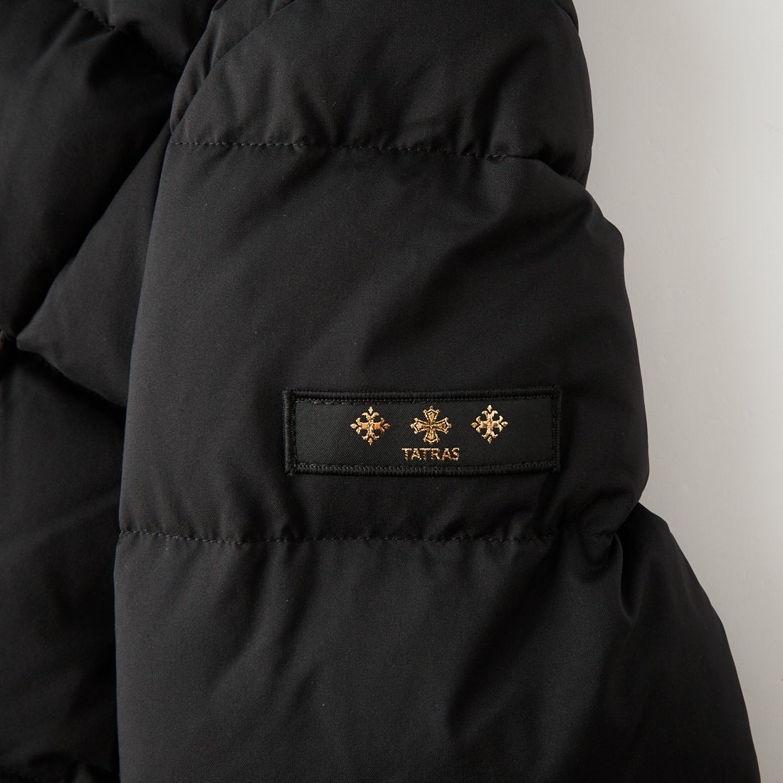 TATRAS [タトラス] AVECI/アヴェチ ダウンジャケット [LCKA0014013588] BLACK