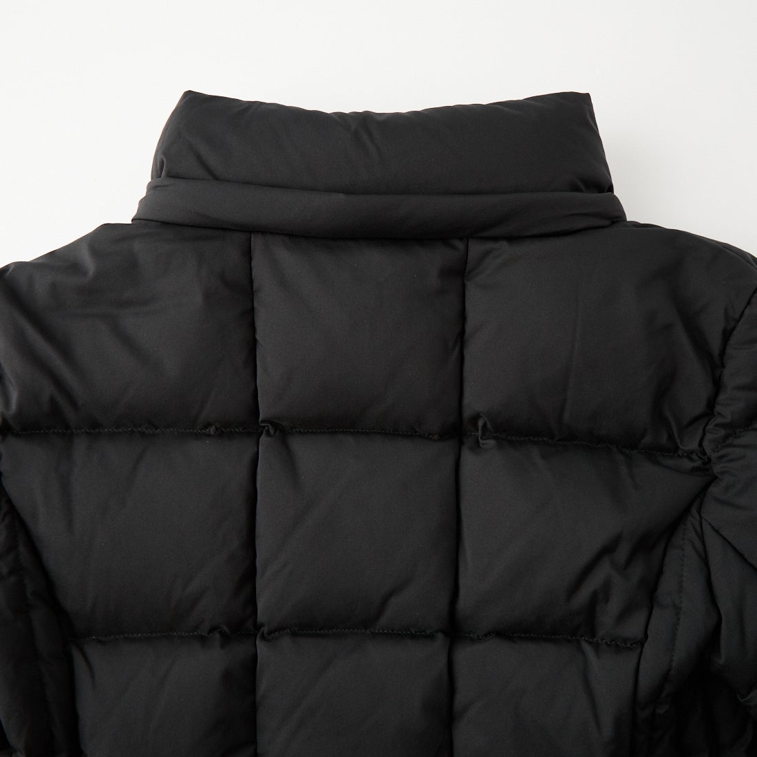 TATRAS [タトラス] AVECI/アヴェチ ダウンジャケット [LCKA0014013588] BLACK