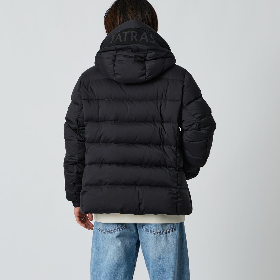 TATRAS [タトラス] CIZIO/シツィオ ダウンジャケット [MCKA0017013588] BLACK &&モデル身長：177cm 着用サイズ：4&&