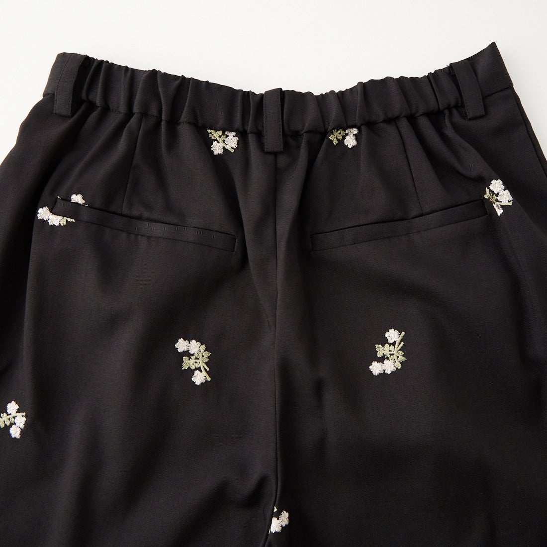 CHIGNON [シニヨン] タイニーフローラルパンツ [3865-306YX] BLACK