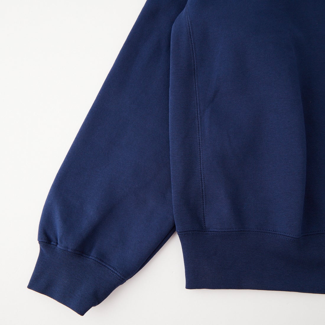 The Endless Summer [エンドレスサマー] 別注 バンダナ刺繍 クルーネックスウェット [1050-26774501-JF] NAVY