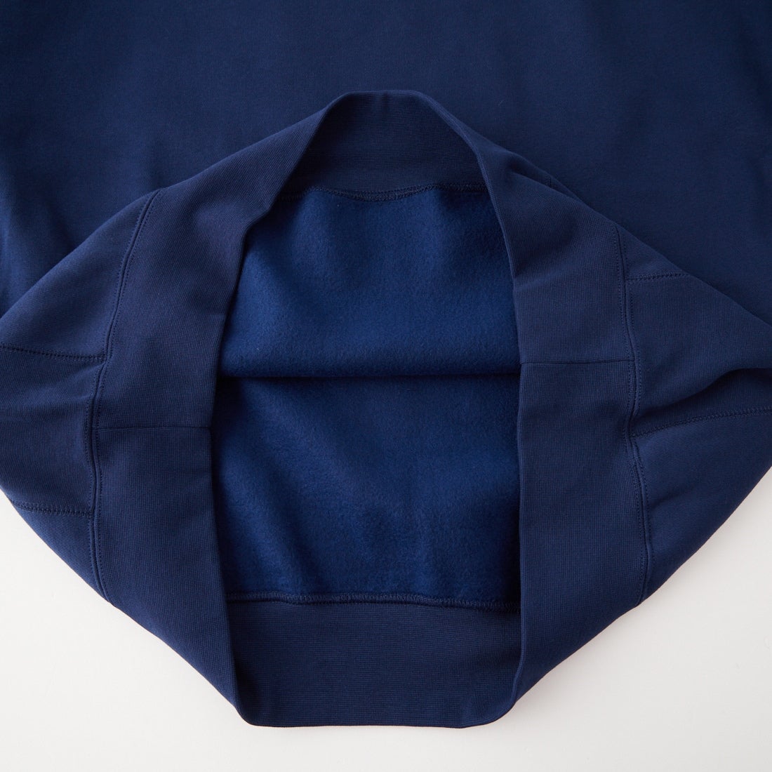 The Endless Summer [エンドレスサマー] 別注 バンダナ刺繍 クルーネックスウェット [1050-26774501-JF] NAVY