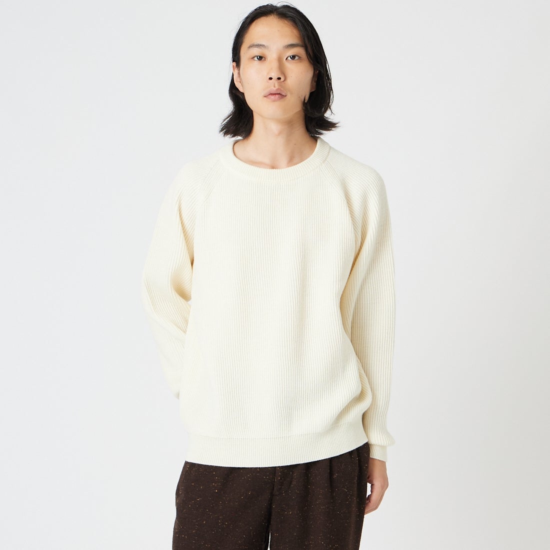 Vincent et Mireille [ヴァンソン エ ミレイユ] 別注 クルーネックニット [VM262IN00100-JF] IVORY &&モデル身長：175cm 着用サイズ：40&&