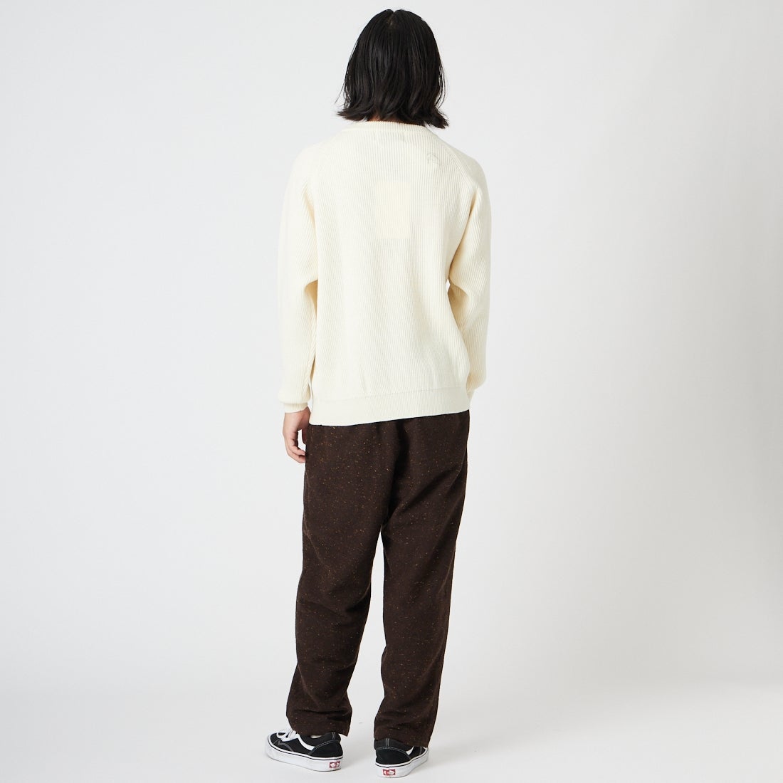Vincent et Mireille [ヴァンソン エ ミレイユ] 別注 クルーネックニット [VM262IN00100-JF] IVORY &&モデル身長：175cm 着用サイズ：40&&