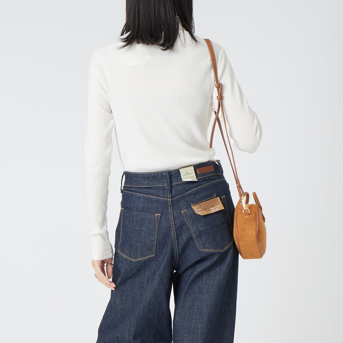 Jeans Factory Clothes [ジーンズファクトリークローズ] ウォームリブタートルネックTシャツ [JFW-C032] O.WHITE &&モデル身長：162cm 着用サイズ：36&&