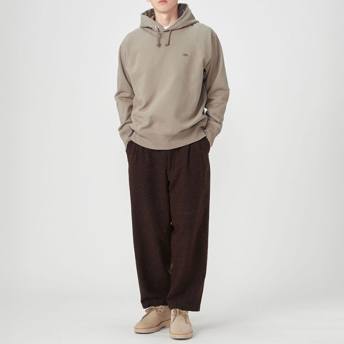 THE NORTH FACE PURPLE LABEL [ザ ノースフェイス パープルレーベル] コットンウールカラーネップフィールドパンツ [N26FC068] BR BROWN &&モデル身長：177cm 着用サイズ：32&&