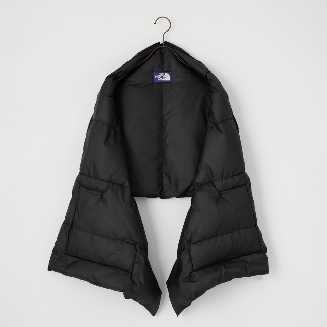 THE NORTH FACE PURPLE LABEL [ザ ノースフェイス パープルレーベル] フィールドダウンケープ [N26FK061] K BLACK