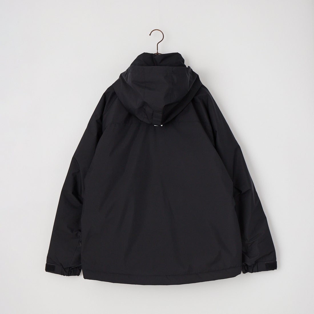 +phenix [プラスフェニックス] 別注 LEVEL7 ダウンジャケット [POO-26118IN-JF] BLACK