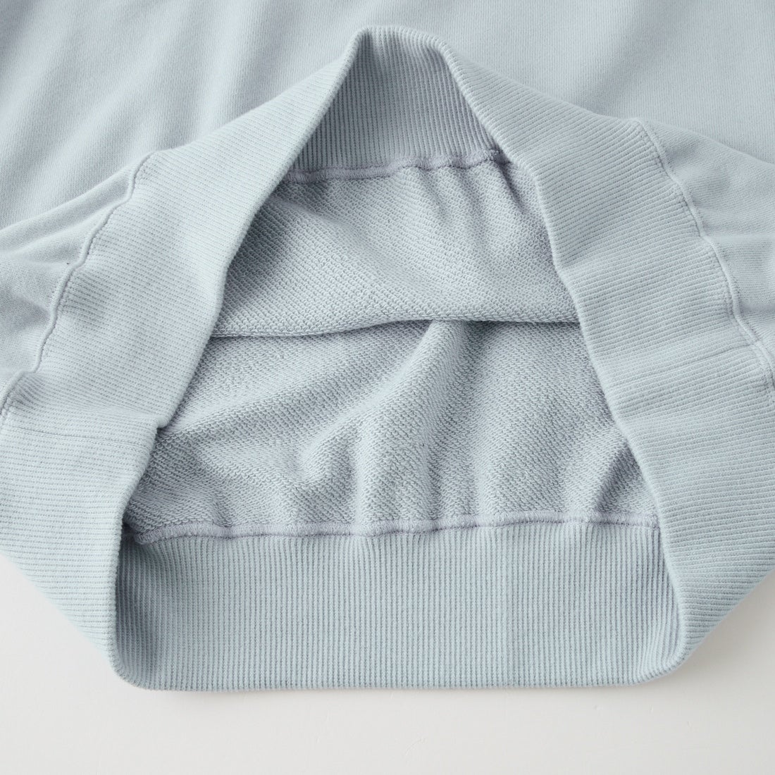 CALEE [キャリー] イーグルピンストライピング クルーネックスウェット [CL-26AWNT005] LT.BLUE