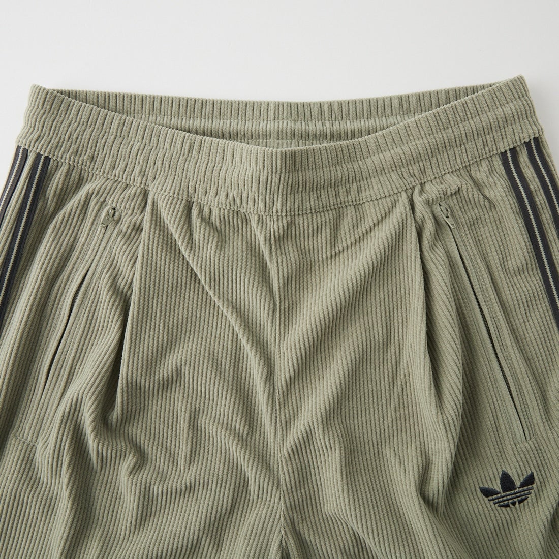 adidas Originals [アディダス オリジナルス] ファイヤーバード コーデュロイ トラックパンツ [BU692] KT4338