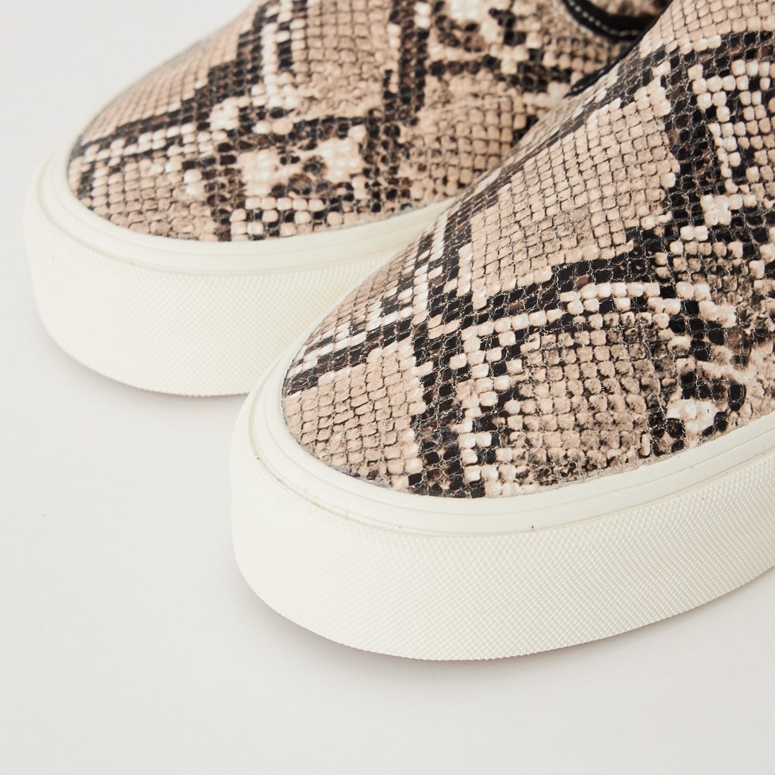 VANS [バンズ] クラシックスリッポン [VN0010W0DJR] PYTHON TUR