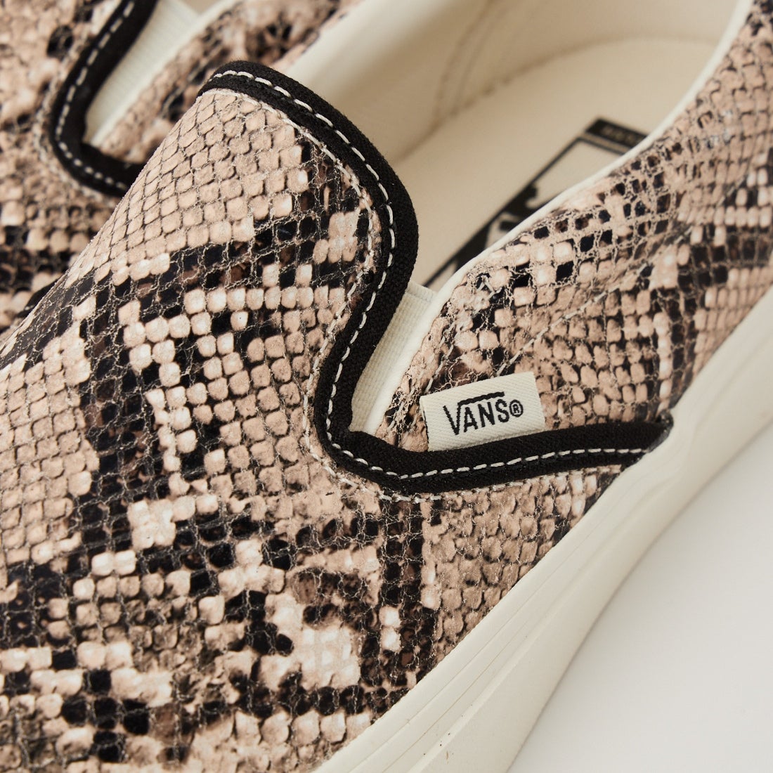 VANS [バンズ] クラシックスリッポン [VN0010W0DJR] PYTHON TUR