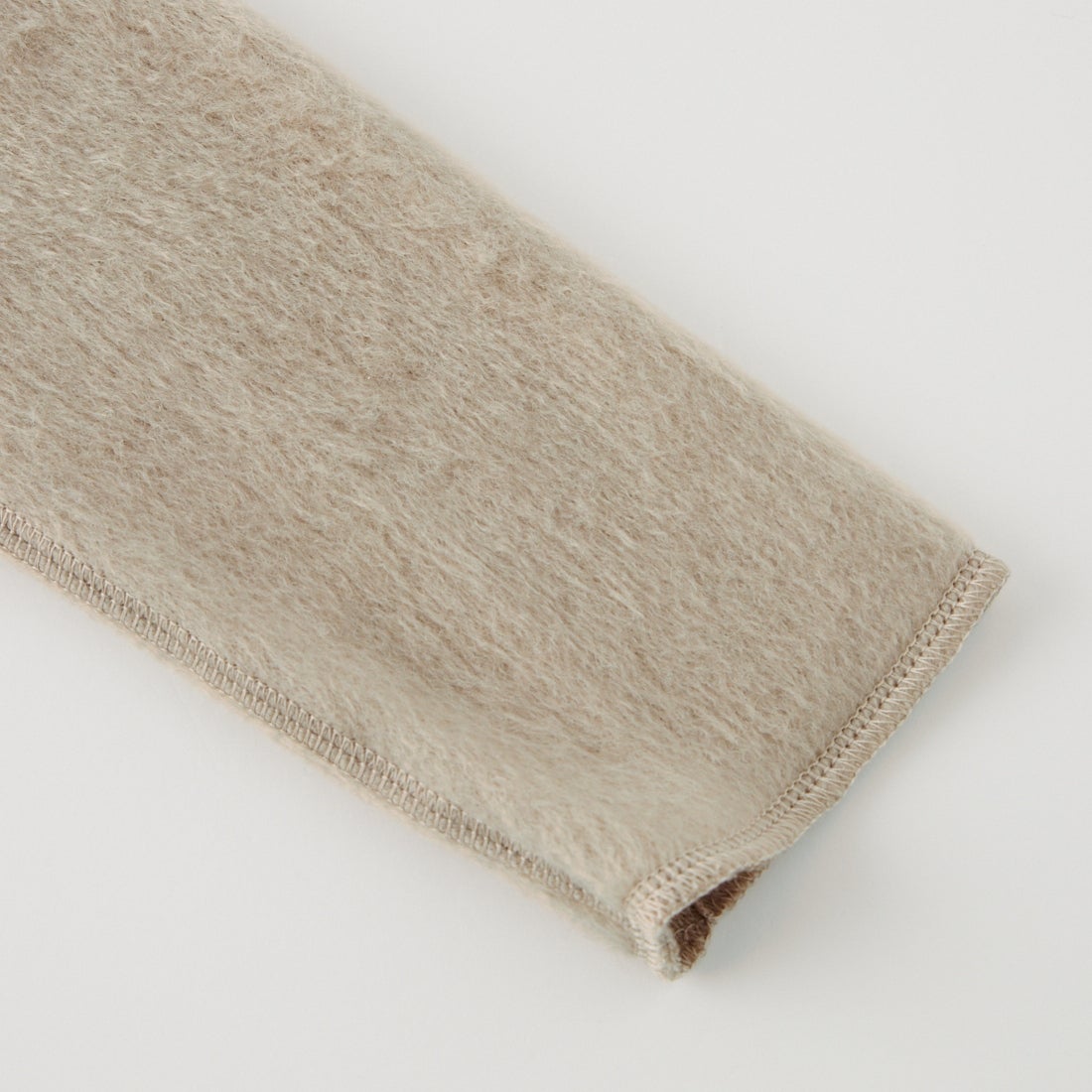 MICA&DEAL [マイカアンドディール] ルーズタートルネックプルオーバー [0126409325] BEIGE