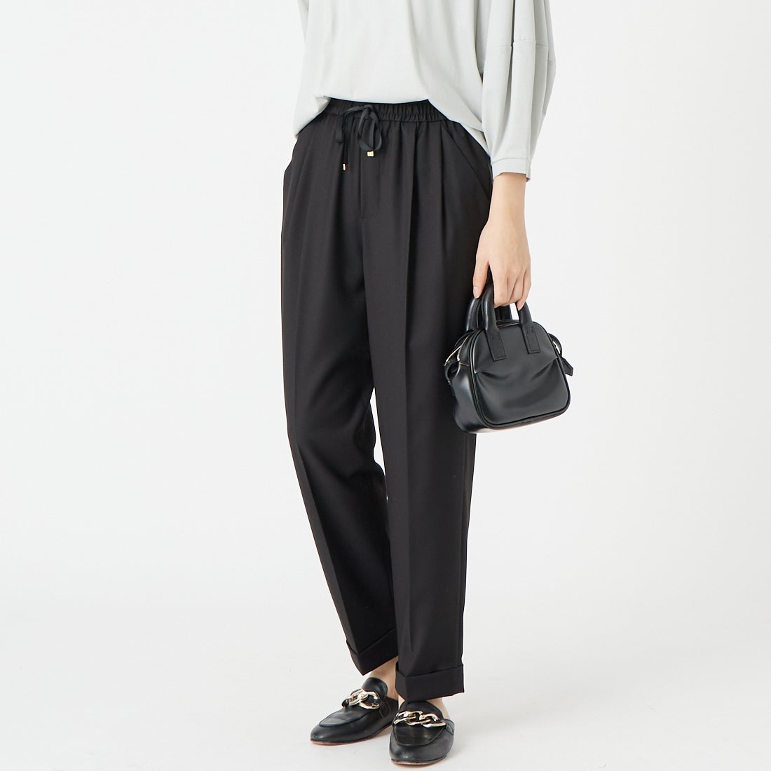 040 ﾌﾞﾗｯｸ&&モデル身長：159cm 着用サイズ：14&&